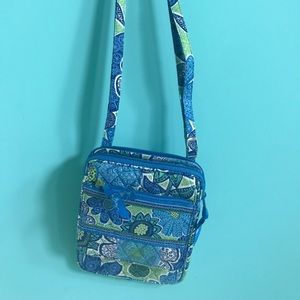 Vera Bradley travelers crossbody